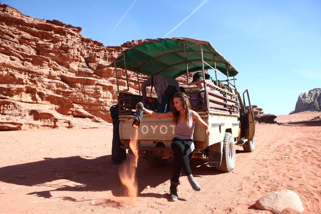 Bedouin Expedition Wadi Rum Eksteriør billede